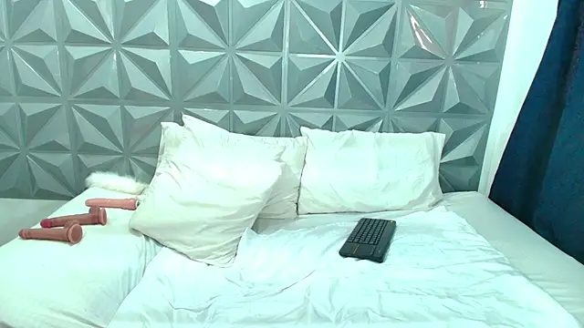 Snapshot of Gretta_Milf1 chatting on 11/26/25, 04:08 Gretta Milf1 online show from 11/26/25, 04:08