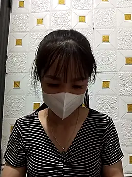 Snapshot of Su_symeo chatting on 10/21/25, 11:55 Su symeo online show from 10/21/25, 11:55