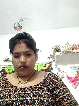 Snapshot of Apki_bhabhiji chatting on 10/11/25, 08:13 Apki bhabhiji online show from 10/11/25, 08:13