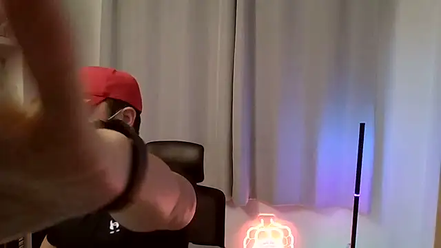 redcap1111 online show from 11/10/25, 02:38