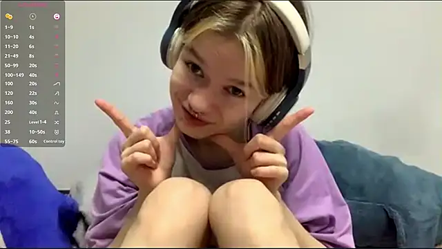 LorRebak online show from 11/25/25, 12:16