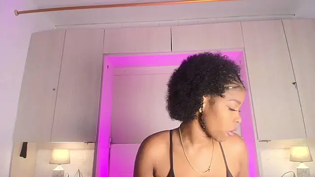 MaraBaker online show from 11/06/25, 11:55