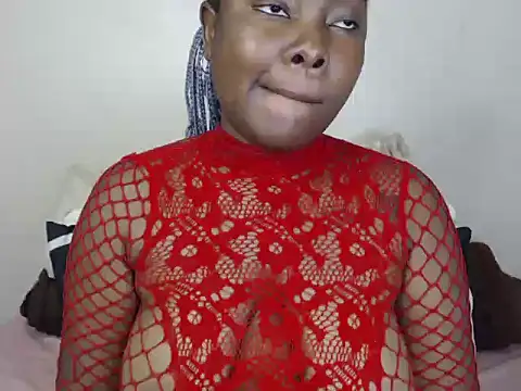 Yolaqueen04 online show from 10/27/25, 04:33