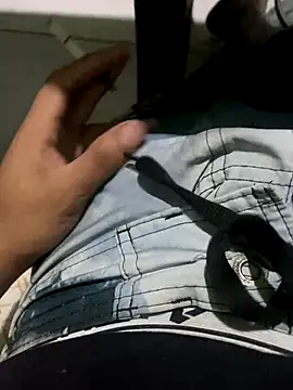 Snapshot of Gomes177 chatting on 11/10/25, 01:15 Gomes177 online show from 11/10/25, 01:15