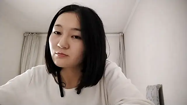 Lyndasilk online show from 10/14/25, 03:13