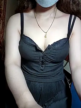 LeanaLy online show from 10/20/25, 01:33