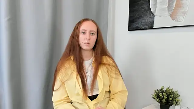 Snapshot of IngridCothron chatting on 10/12/25, 01:10 IngridCothron online show from 10/12/25, 01:10