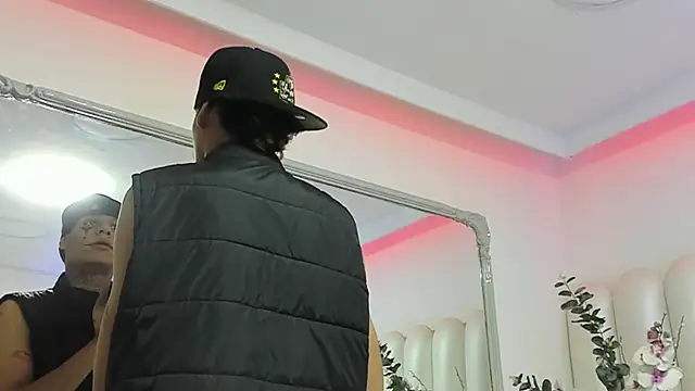 Snapshot of GaelCarter chatting on 10/31/25, 03:51 GaelCarter online show from 10/31/25, 03:51