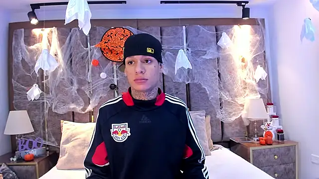 Snapshot of GaelCarter chatting on 11/02/25, 03:53 GaelCarter online show from 11/02/25, 03:53