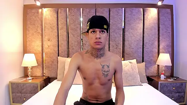 Snapshot of GaelCarter chatting on 11/07/25, 04:23 GaelCarter online show from 11/07/25, 04:23