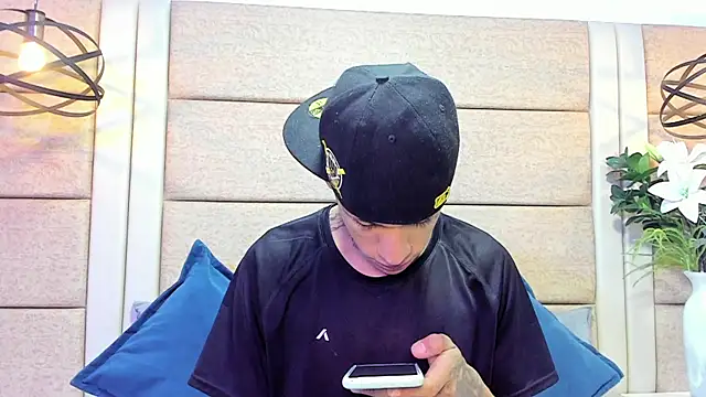 Snapshot of GaelCarter chatting on 11/13/25, 12:53 GaelCarter online show from 11/13/25, 12:53