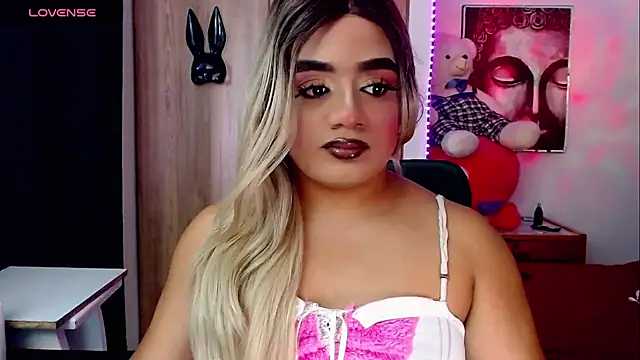 Sofiabigcock22 online show from 10/15/25, 11:54