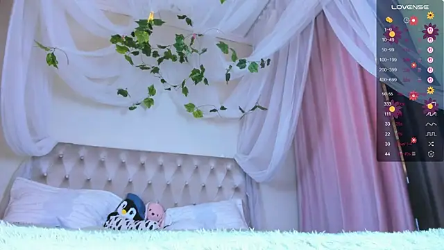 Gongjulee online show from 11/19/25, 02:33