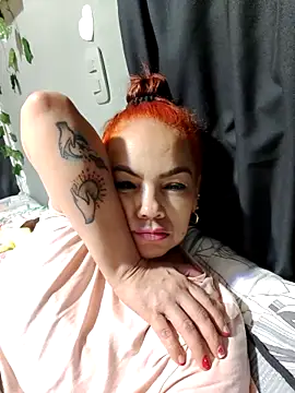 Sharlott smith online show from 11/16/25, 02:06