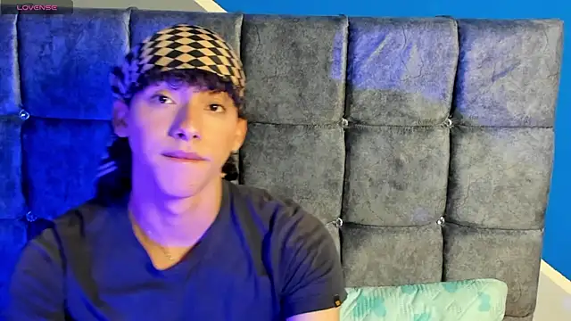 kalet-skinny online show from 11/11/25, 02:17