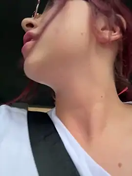 l0lita sweet online show from 10/31/25, 10:22