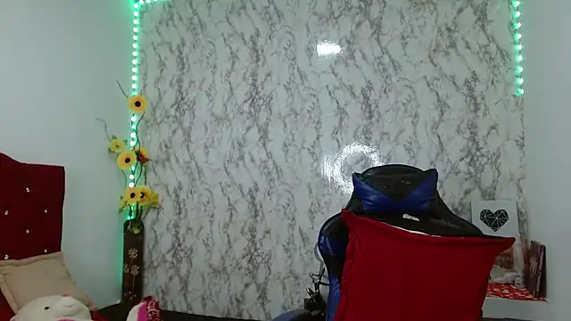  Danna Milf  online show from 11/23/25, 12:21