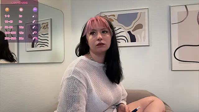 Snapshot of PeggyMcDean chatting on 10/15/25, 07:41 PeggyMcDean online show from 10/15/25, 07:41