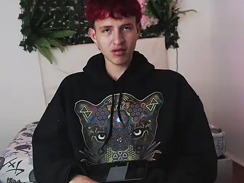 Snapshot of ANDRES_ANTONIO chatting on 10/17/25, 02:59 ANDRES ANTONIO online show from 10/17/25, 02:59