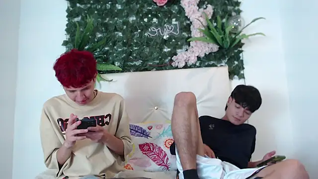 Snapshot of ANDRES_ANTONIO chatting on 11/05/25, 03:28 ANDRES ANTONIO online show from 11/05/25, 03:28