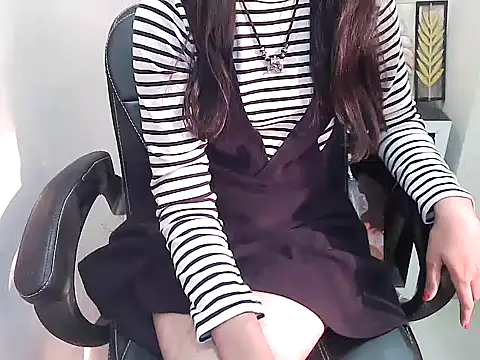 Snapshot of notty_heena chatting on 11/09/25, 02:54 notty heena online show from 11/09/25, 02:54