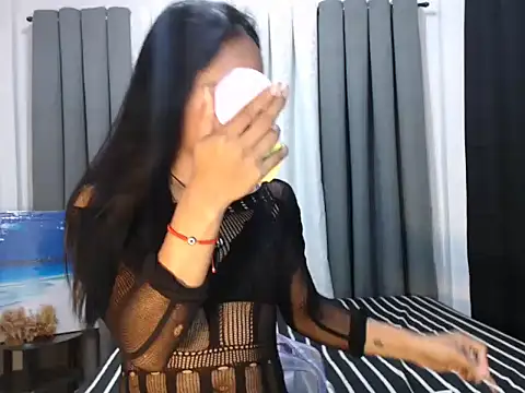 Snapshot of kettie_ chatting on 10/27/25, 10:41 kettie online show from 10/27/25, 10:41