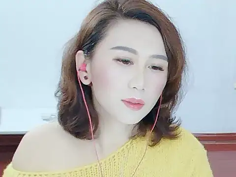 Snapshot of -dandan chatting on 10/16/25, 08:15 -dandan online show from 10/16/25, 08:15
