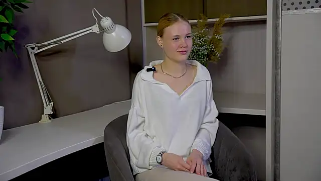 Snapshot of AletaKettler chatting on 10/13/25, 10:59 AletaKettler online show from 10/13/25, 10:59