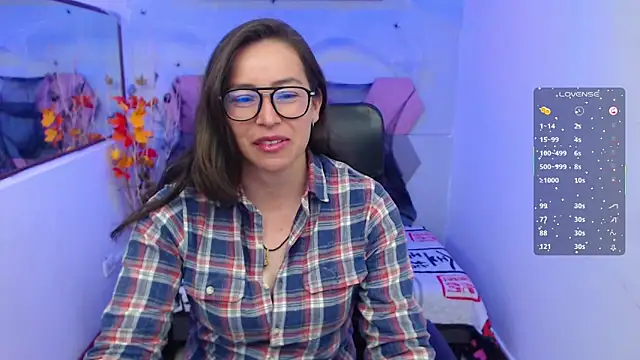 Snapshot of Lui_Fer01 chatting on 10/22/25, 11:54 Lui Fer01 online show from 10/22/25, 11:54