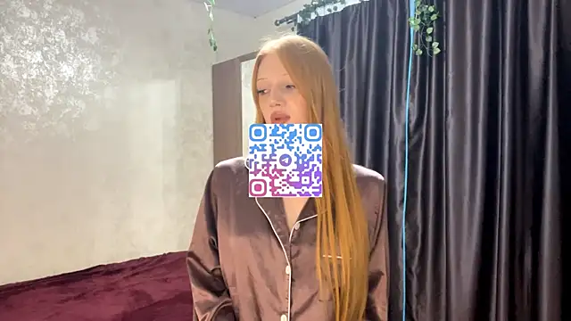 Snapshot of Iamlylu chatting on 11/05/25, 01:00 Iamlylu online show from 11/05/25, 01:00