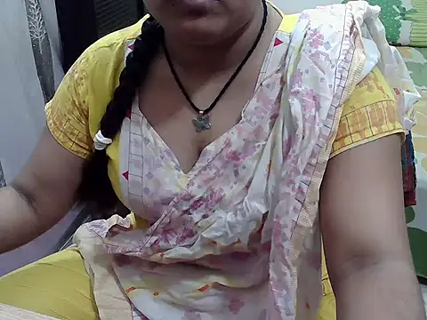 SexyRani2000 online show from 10/21/25, 03:02