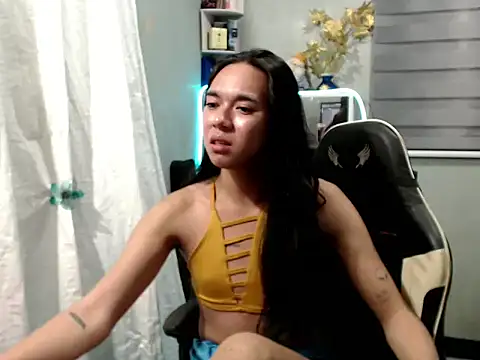 miatrixs online show from 11/14/25, 05:33