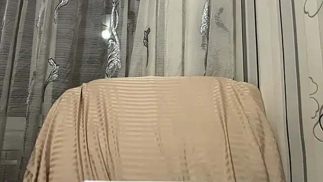 DaisyMolly online show from 11/14/25, 09:46