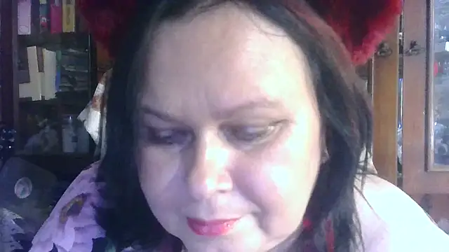 Snapshot of CharleeKendall chatting on 10/25/25, 02:46 CharleeKendall online show from 10/25/25, 02:46