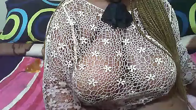 LICIOUSEBOOBSXX online show from 11/21/25, 06:56