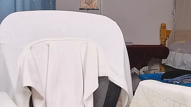 Snapshot of DJEVERY2025 chatting on 10/30/25, 12:23 DJEVERY2025 online show from 10/30/25, 12:23