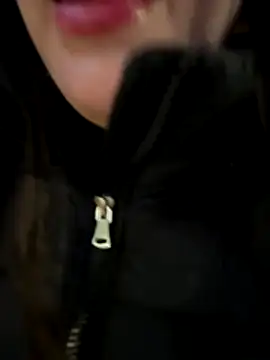 Snapshot of mamimamacitaaa chatting on 11/22/25, 05:12 mamimamacitaaa online show from 11/22/25, 05:12