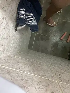 Cdzinha011 online show from 10/14/25, 12:55