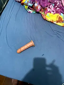 Cdzinha011 online show from 11/20/25, 05:12