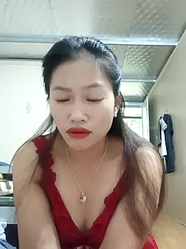 -Paige- online show from 10/14/25, 03:18