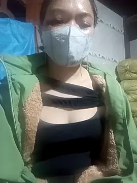 Snapshot of nat-tri chatting on 11/03/25, 01:12 nat-tri online show from 11/03/25, 01:12