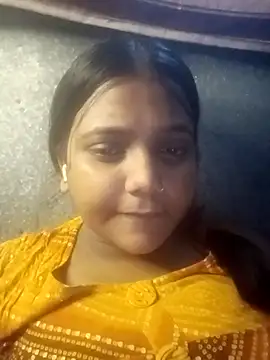 Snapshot of Hot-ranisa chatting on 10/13/25, 04:51 Hot-ranisa online show from 10/13/25, 04:51