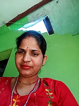 Karishma cute online show from 11/11/25, 07:30