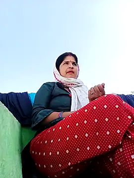 Karishma cute online show from 11/13/25, 08:02