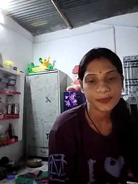 Snapshot of Nitya_hot chatting on 11/11/25, 12:10 Nitya hot online show from 11/11/25, 12:10