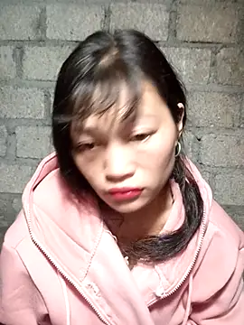 siusiu-00 online show from 11/22/25, 08:52