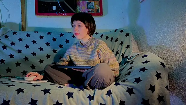 ReincarnatedAngel online show from 10/19/25, 05:02