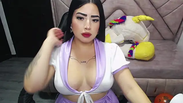 Snapshot of Amaranta_fox_v chatting on 10/22/25, 11:48 Amaranta fox v online show from 10/22/25, 11:48