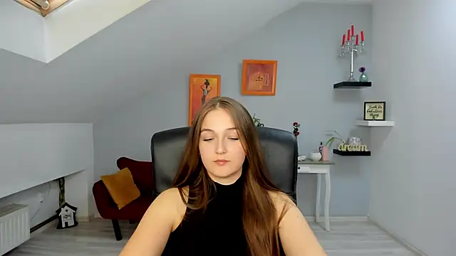 AnneWilsonn online show from 11/03/25, 12:39