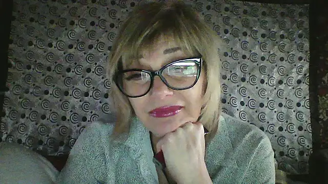 Snapshot of Lia_Ray chatting on 11/25/25, 08:20 Lia Ray online show from 11/25/25, 08:20